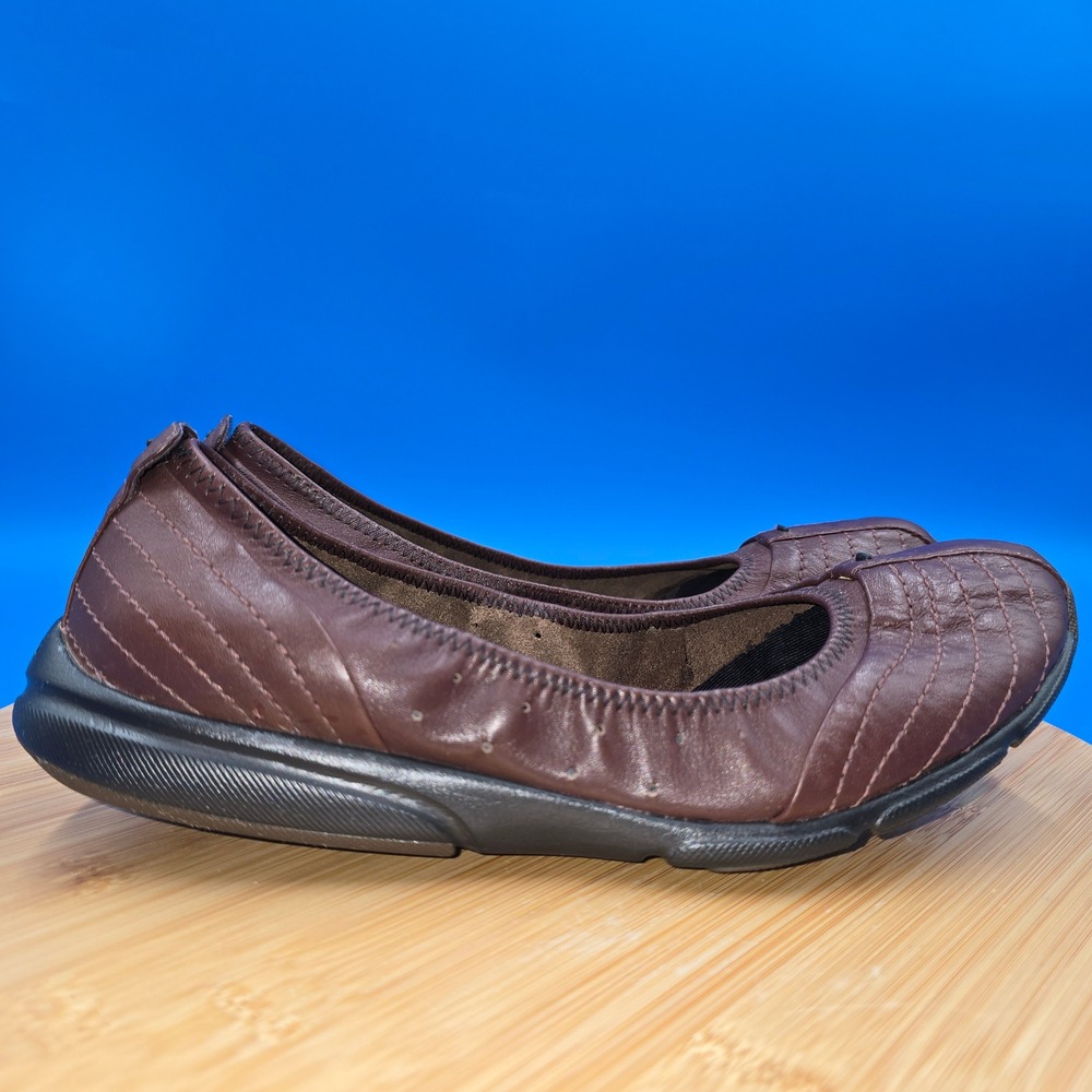 Privo by Clarks Womens Brown Leather Ballet Flats Comfort Slip On Shoes 8M 76395